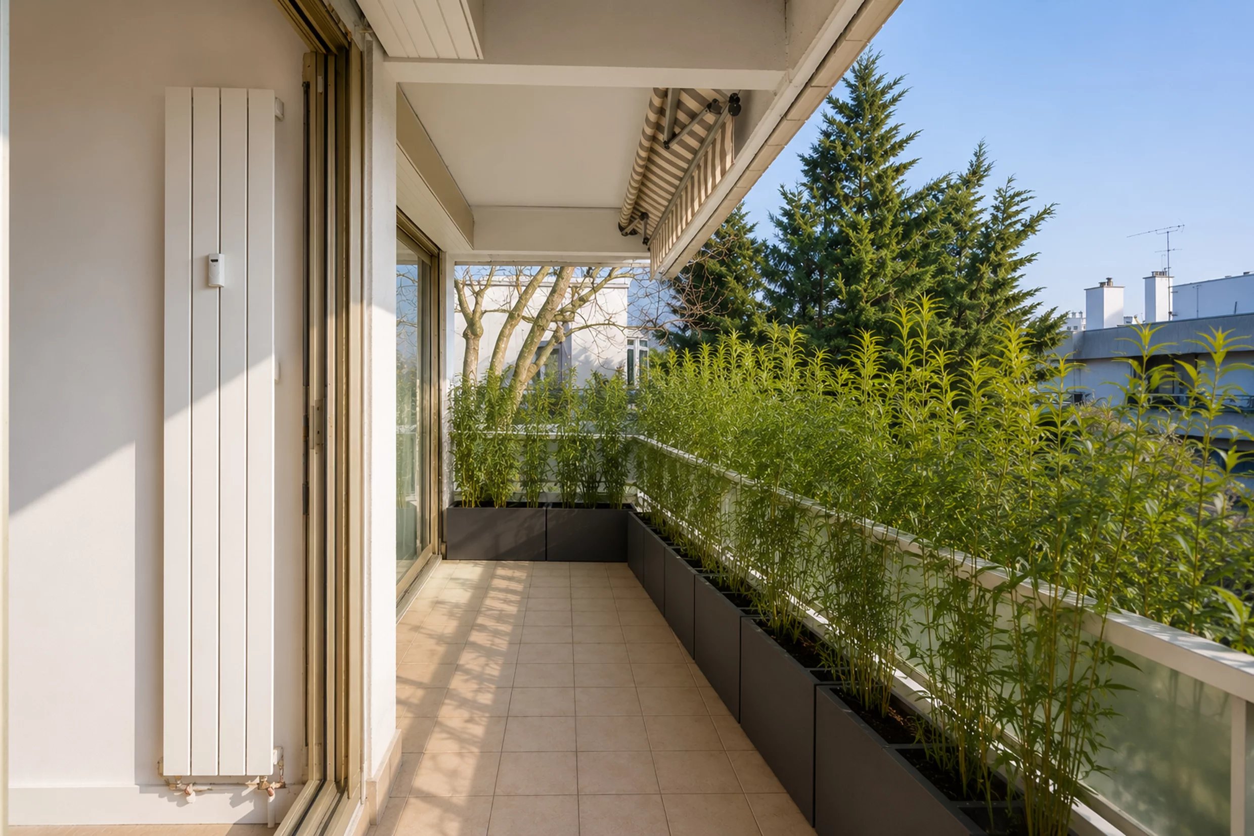 Bois de Boulogne – Dernier étage – 3 Pièces -Terrasses