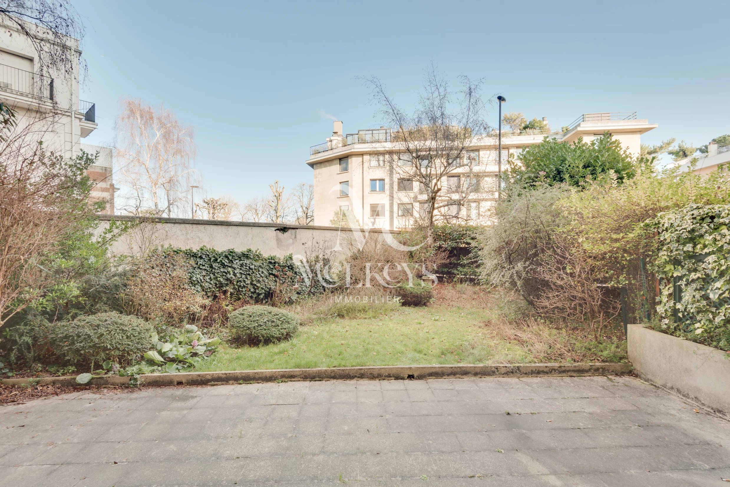 Prince Marmottan – Appartement familial  3 chambres – Jardin