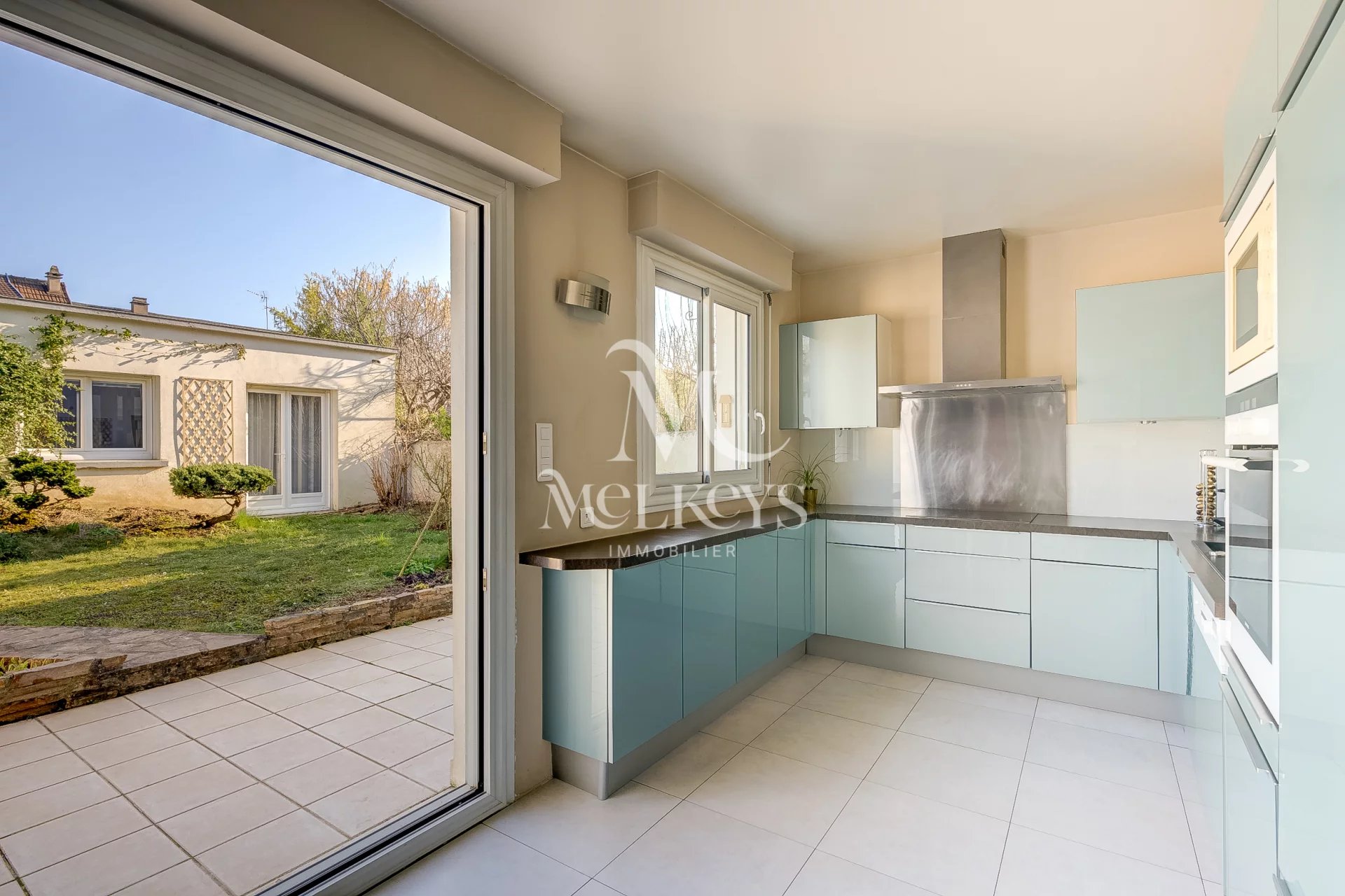 Maison 6 pièces – Bourg la Reine avec jardin et  terrasse