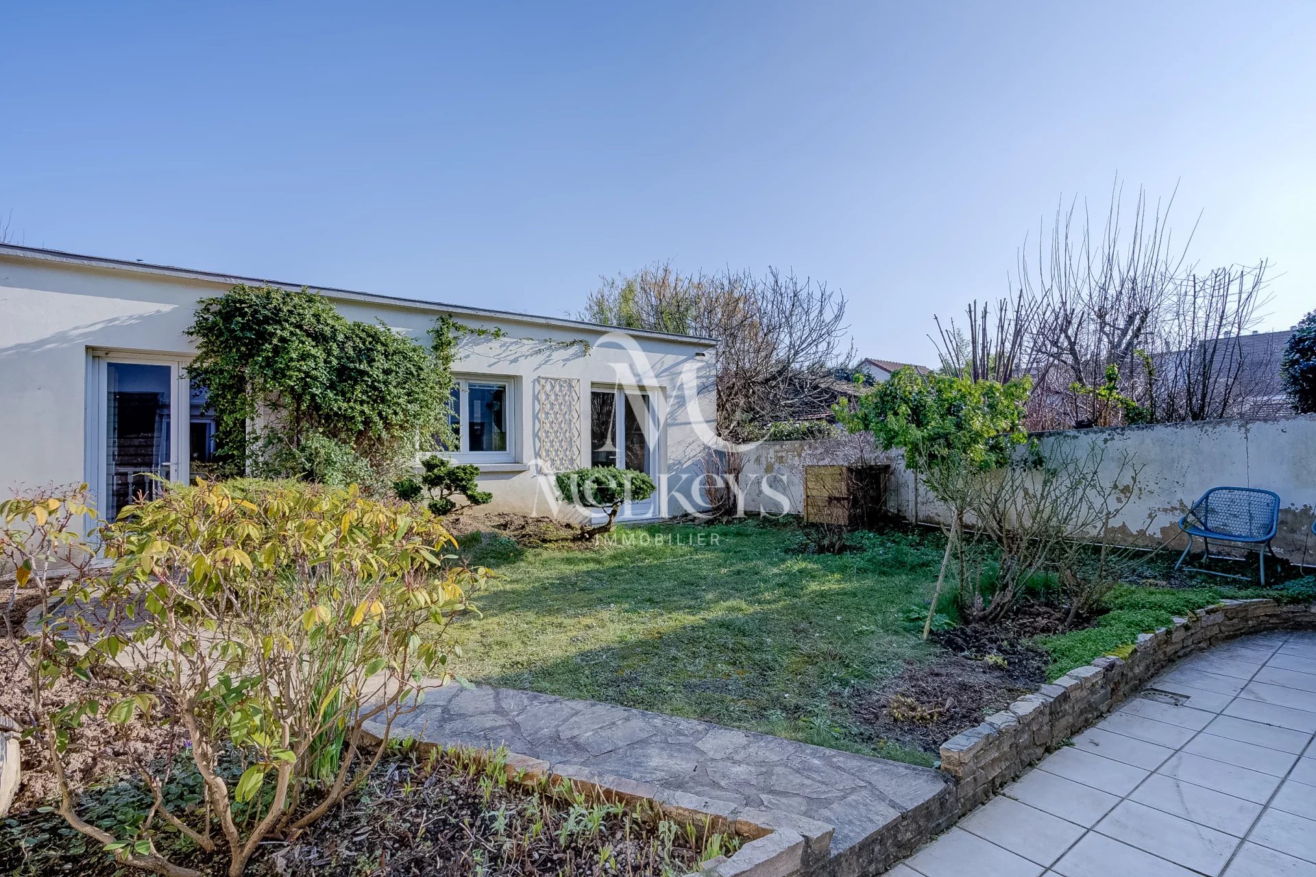 Maison 6 pièces – Bourg la Reine avec jardin et  terrasse