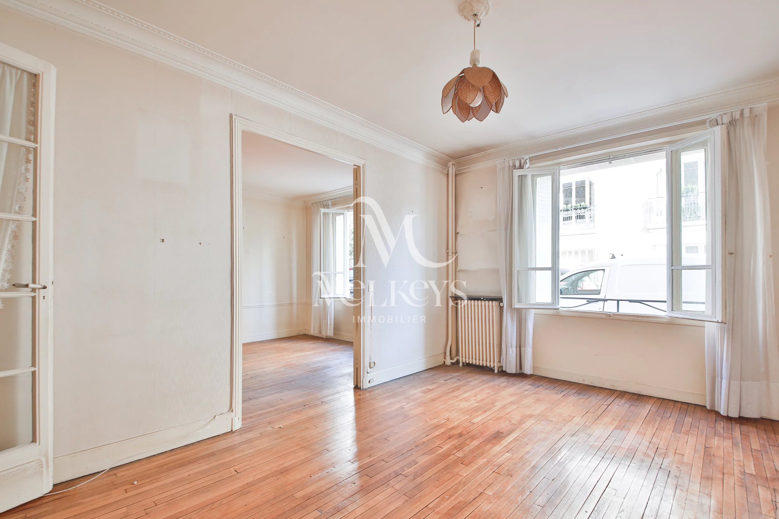 Auteuil Sud – 68m2 –  Immeuble Art Déco