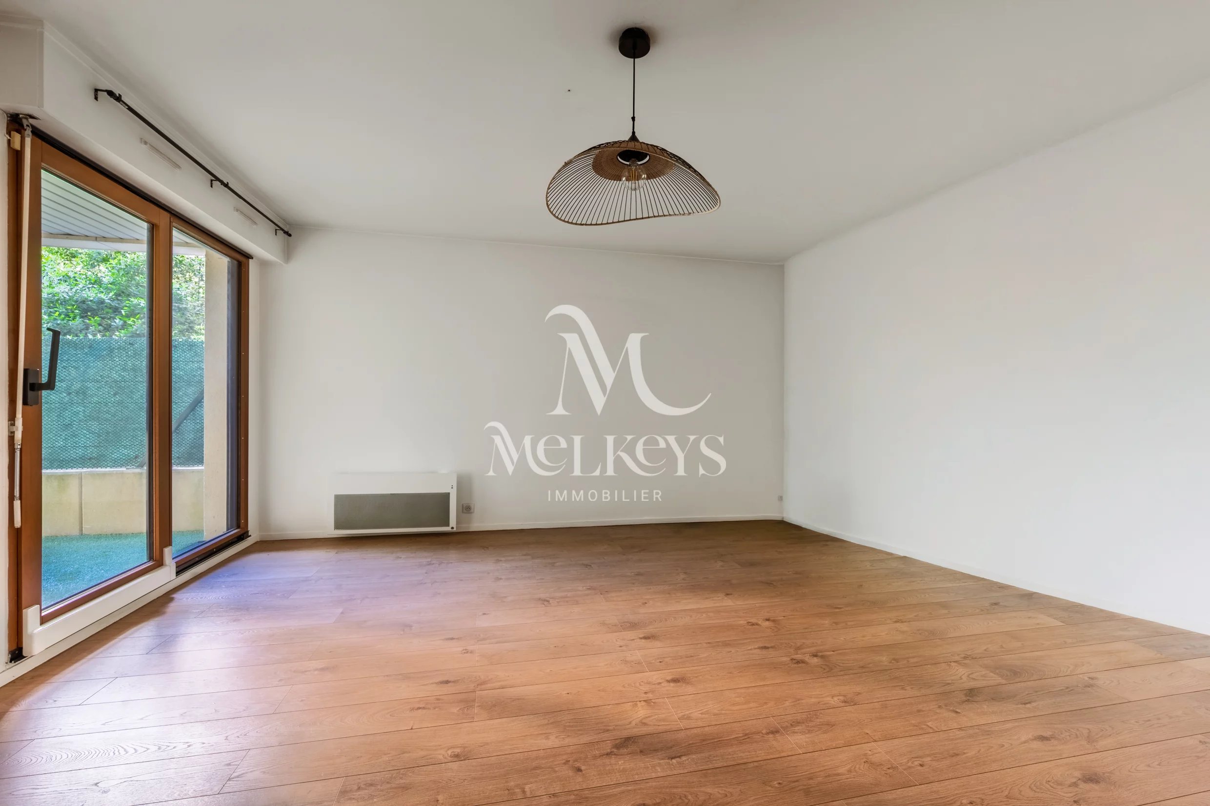 Boulogne Centre – 2 Pièces Jardin et Terrasse